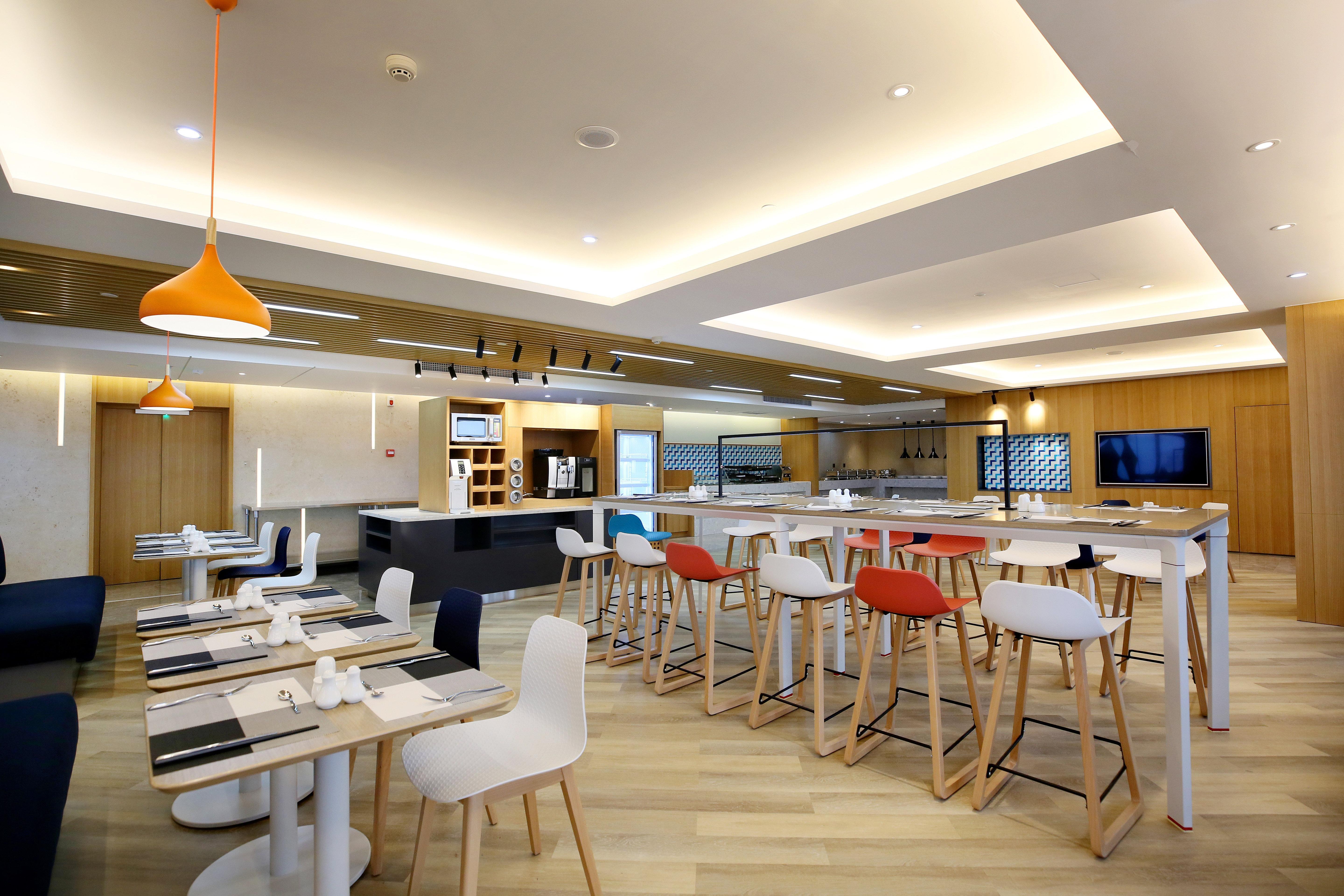 Holiday Inn Express Chengdu North Railway Station By Ihg - Near Panda Base, Near Chunxi Road Εξωτερικό φωτογραφία