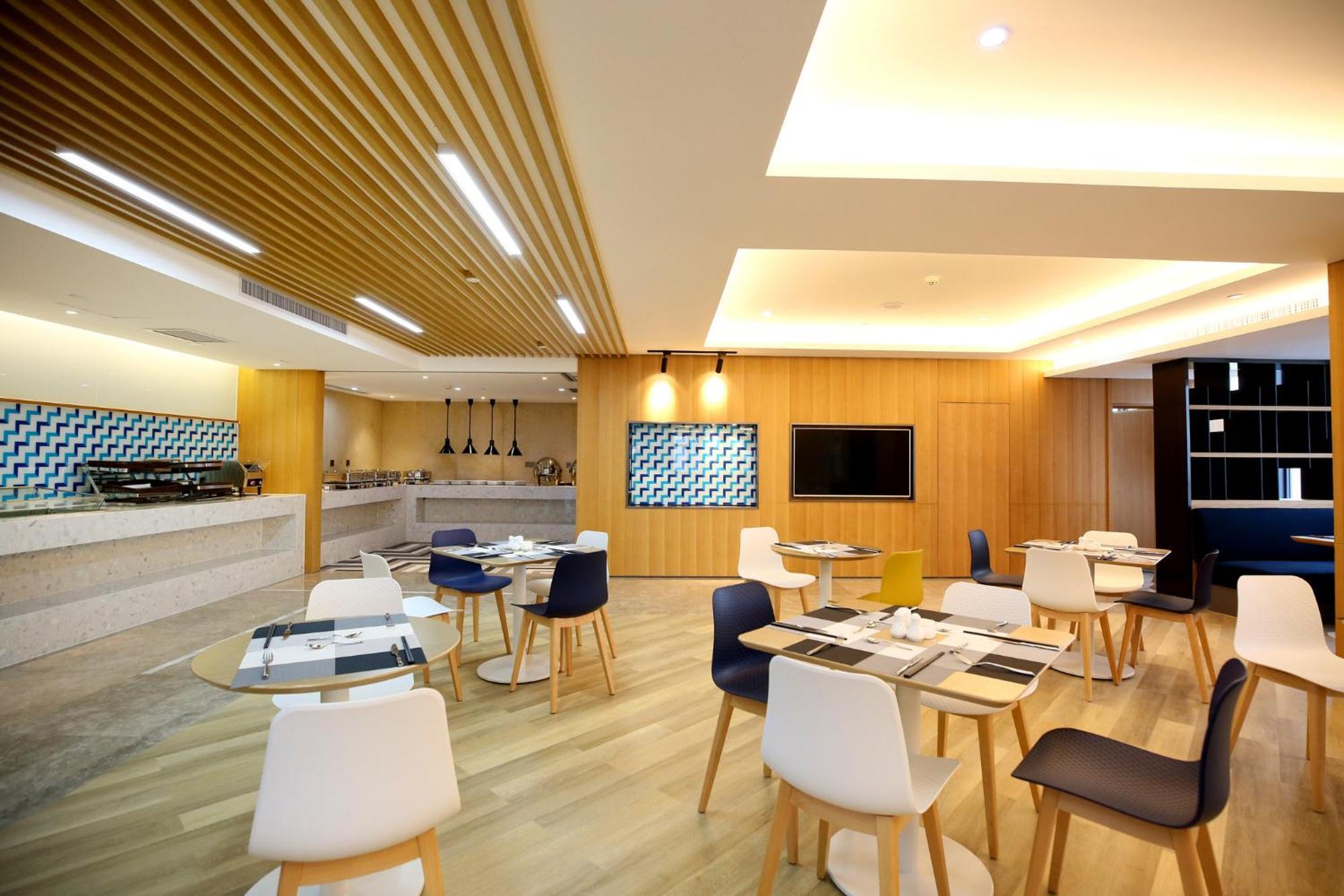 Holiday Inn Express Chengdu North Railway Station By Ihg - Near Panda Base, Near Chunxi Road Εξωτερικό φωτογραφία